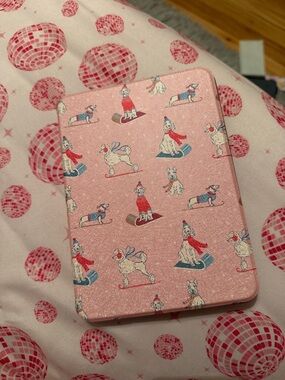 Pink kindle casewith Festive Dog Printing